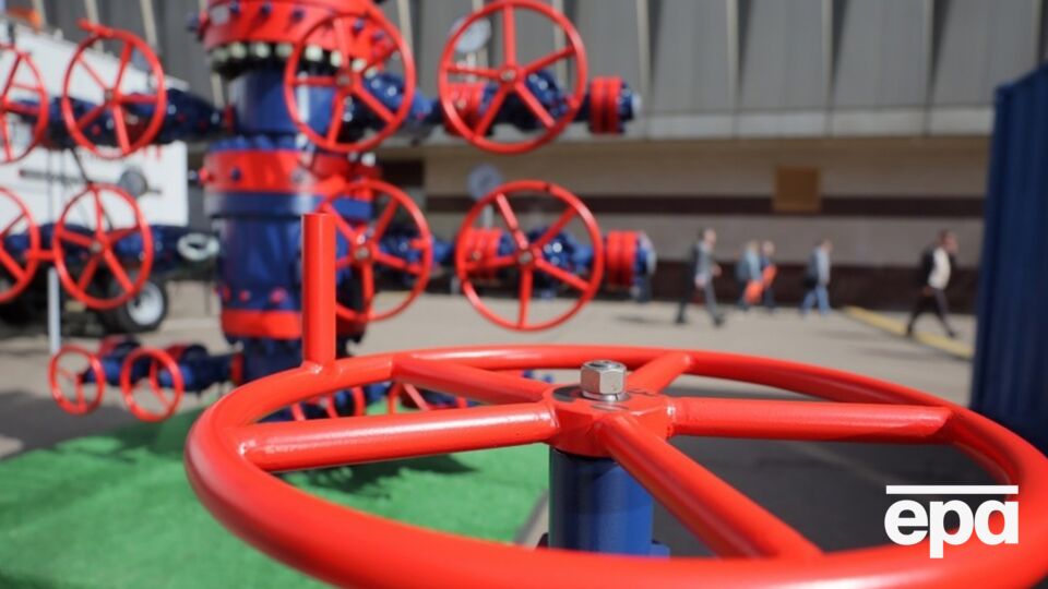 СВР: Половина всех нефтегазовых компаний России сейчас убыточная