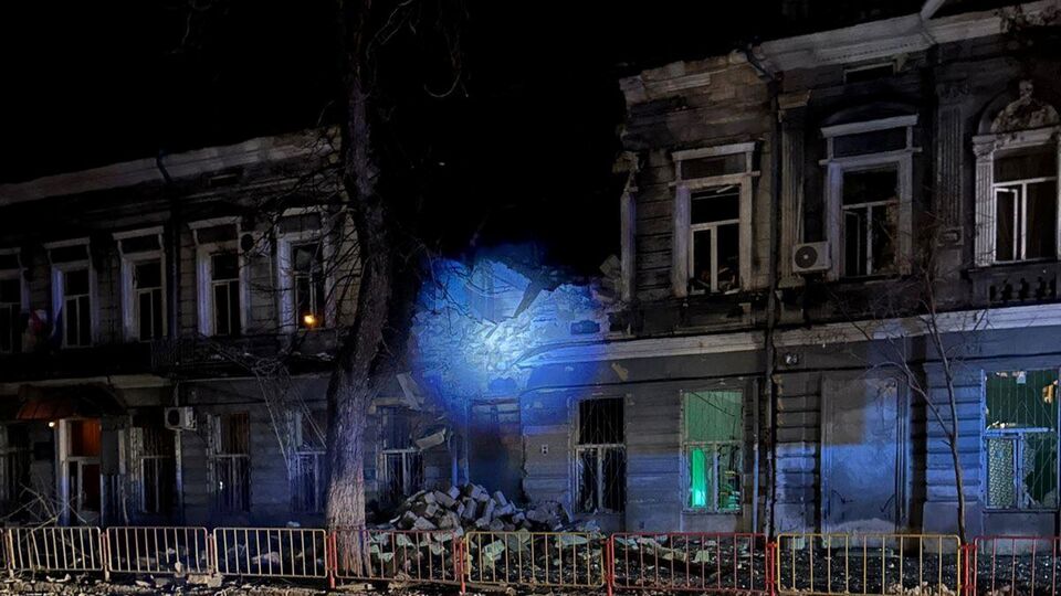 В результате атаки пострадали два человека