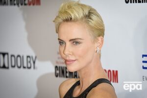 Терон заявила, что не боится стареть