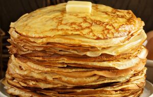 Для тіста знадобиться 200 мл молока