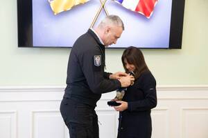 Париж передает Киеву восемь генераторов мощностью по 112 кВт