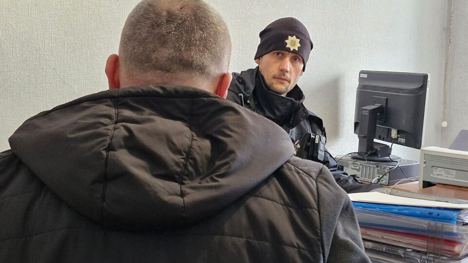 Задержанным 37 и 42 года