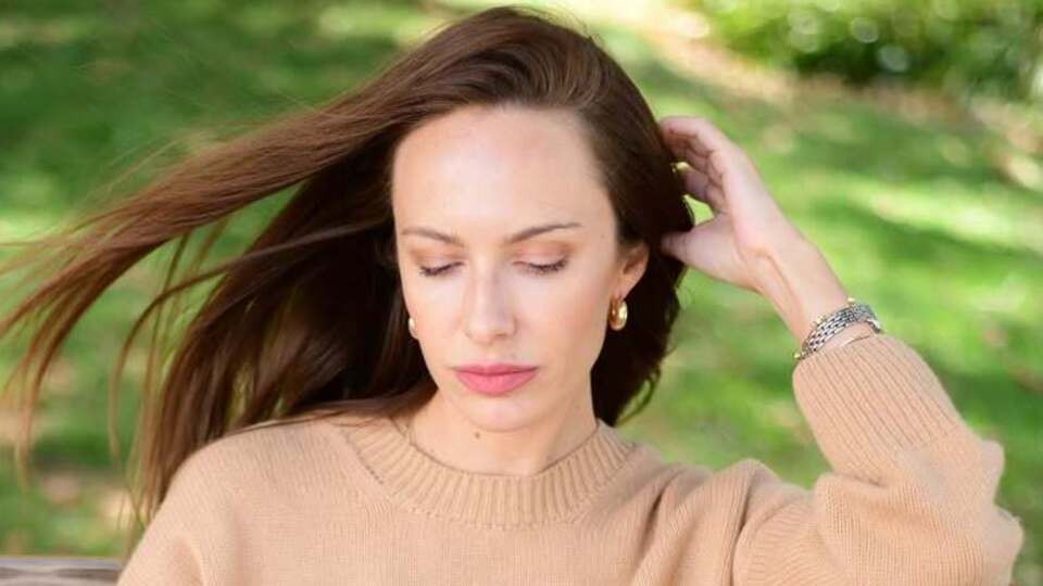 Экс-жена Остапчука: Сижу и думаю, было бы мне легче, если бы этот дом мы продали недавно