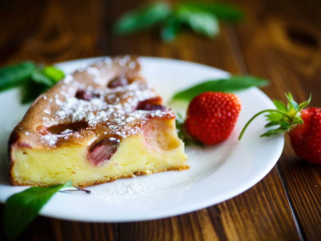 К запеканке можно добавить клубнику