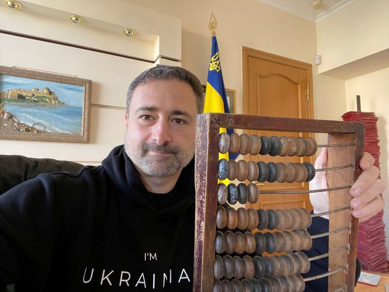 Глава "Укрпошти" живе в Києві на орендованій квартирі й ходить пішки на роботу