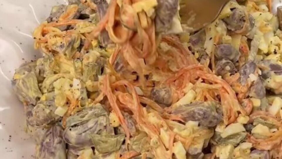 Для блюда возьмите 800 г сердечек