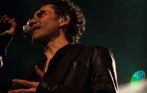 Балан – молдовський співак, композитор, продюсер, музикант-мультиінструменталіст