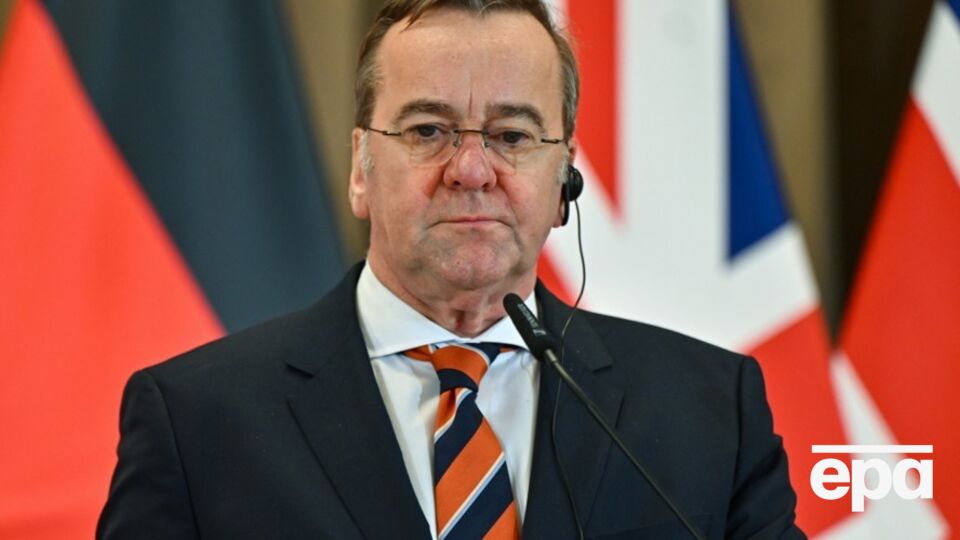 Путин только делает вид, что ведет переговоры, заявил Писториус