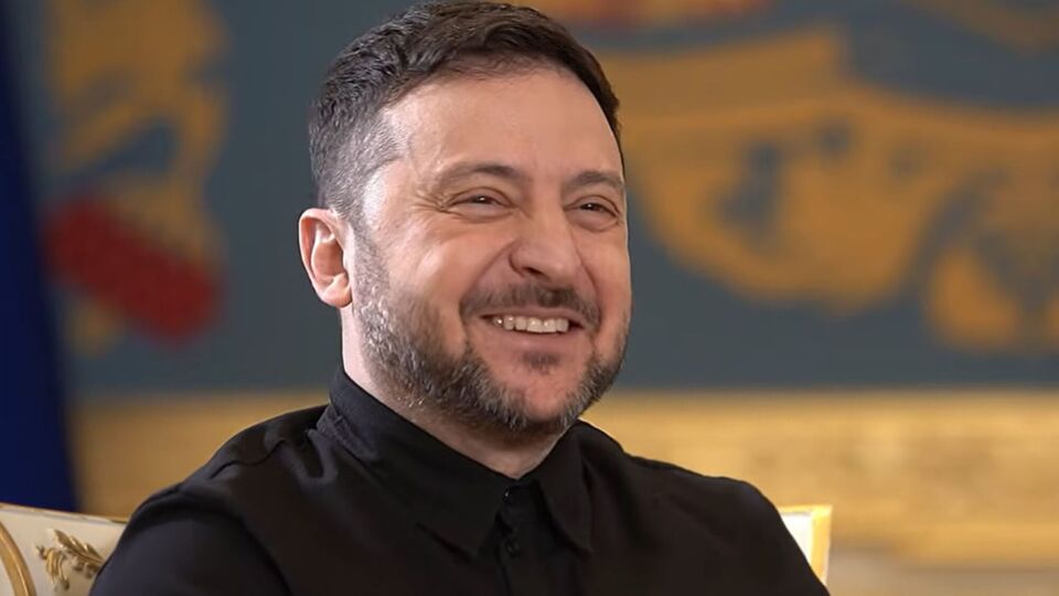 В мае 2025 года президент Украины отметил, что может подтянуться около 15 раз