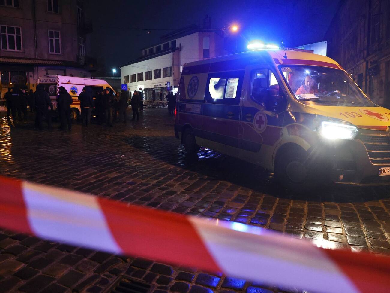 Від вибухів 22 лютого загинула поліцейська і було поранено десятки людей