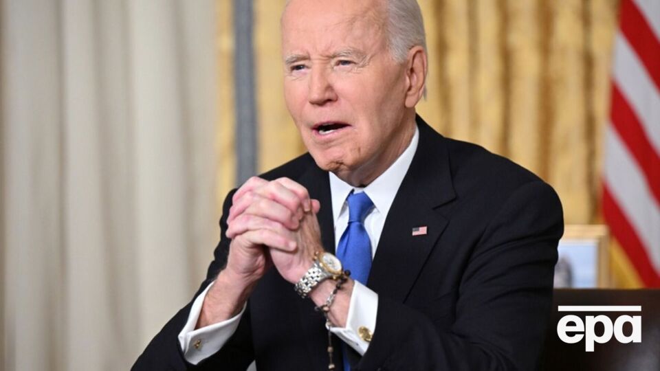 СМИ пишут, что на днях Байдена видели в поезде, который направлялся из Вашингтона в Делавэр