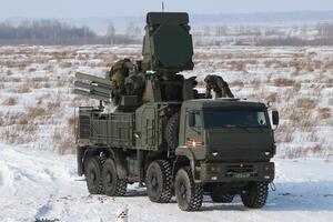 Поражение военных объектов РФ сняли с дрона