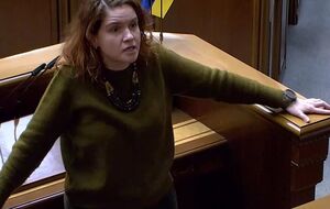 Безугла вимагала викликати Сирського