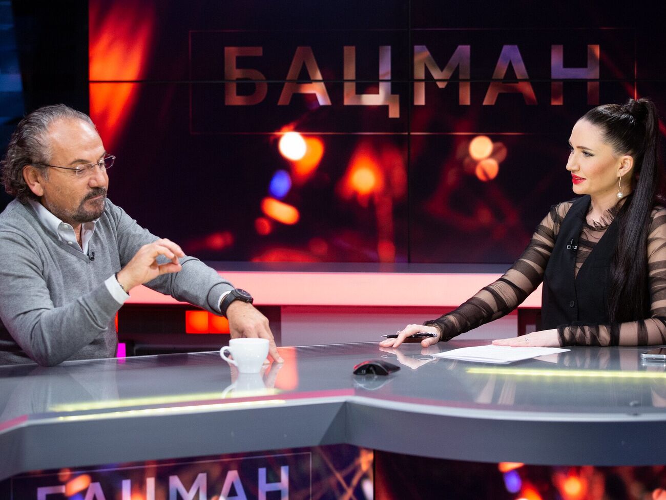 Шустер сказал Бацман, что на месте Европы и США он с самого начала "дал бы Путину в морду"