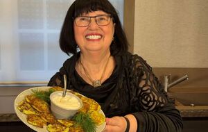 Теща Гордона посоветовала подавать оладьи со сметаной