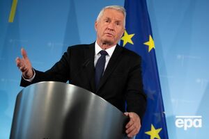 По информации источника СМИ, состояние Ягланда тяжелое, однако место его лечения не раскрывают