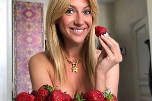 Нікітюк показала свіжі знімки