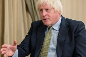 Джонсон назвав принципові відмінності в управлінні Україною й Росією