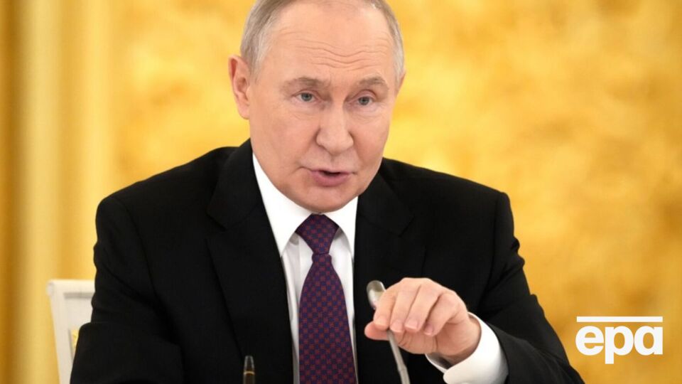 По словам Пенна, при встрече с Путиным он бы сделал "Бах"