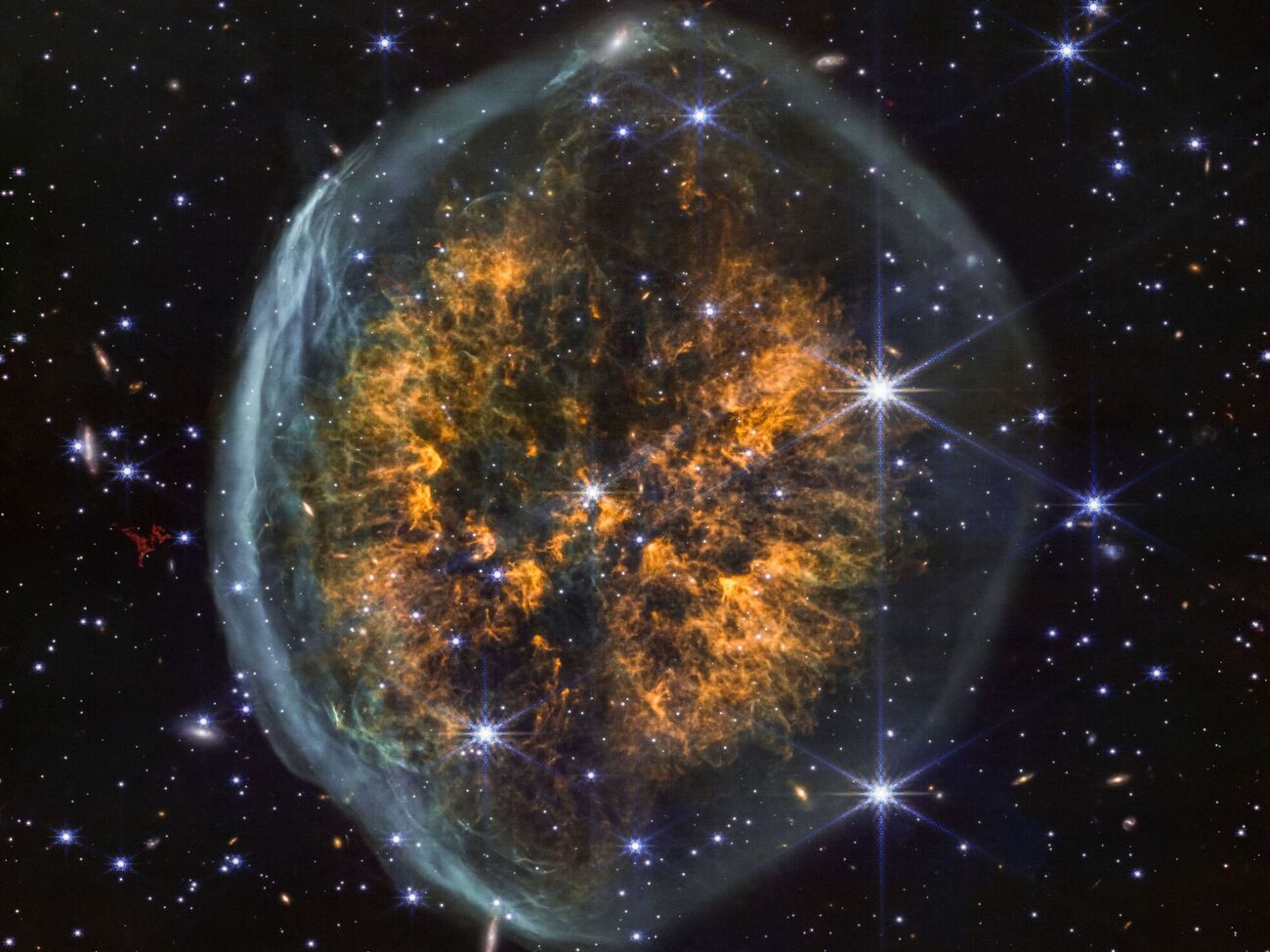 Учені дістали можливість краще вивчити туманність PMR 1