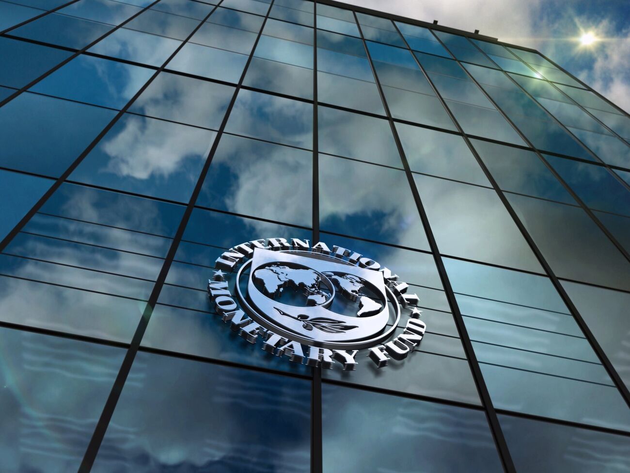 Найближчим часом Україна отримає перший транш у розмірі приблизно $1,5 млрд