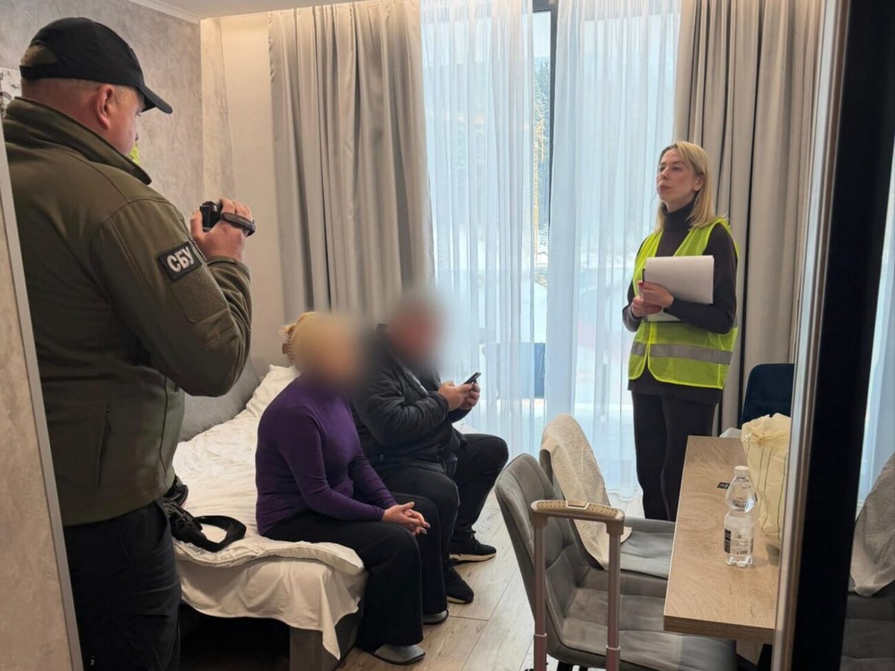 Під час обшуків за місцем проживання та в офісах фігурантів вилучили чорнову документацію й готівку в розмірі понад 19 млн грн