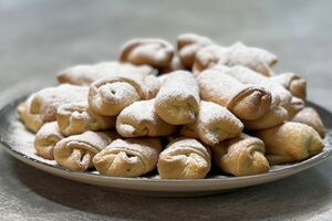 Готовьте рогалики 20 минут в духовке при 160 °С