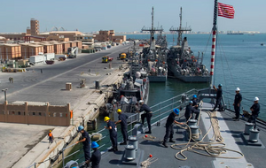 Под ударами были базы американских ВВС в Бахрейне, утверждают СМИ