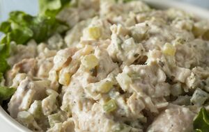 Для салата понадобится кукуруза