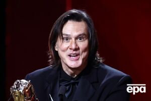 Как долго длится роман между Керри и новой возлюбленной – неизвестно