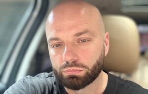 Ссора между 41-летним Деминым и его матерью длится более 28 лет