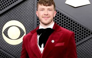 Чолак відомий за ролями в кіно, серіалах і бродвейських виставах