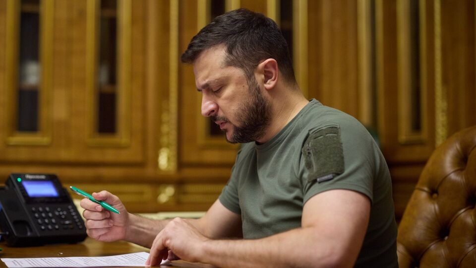 Про потребу змінити план оборони України Зеленський заявляв ще в листопаді минулого року