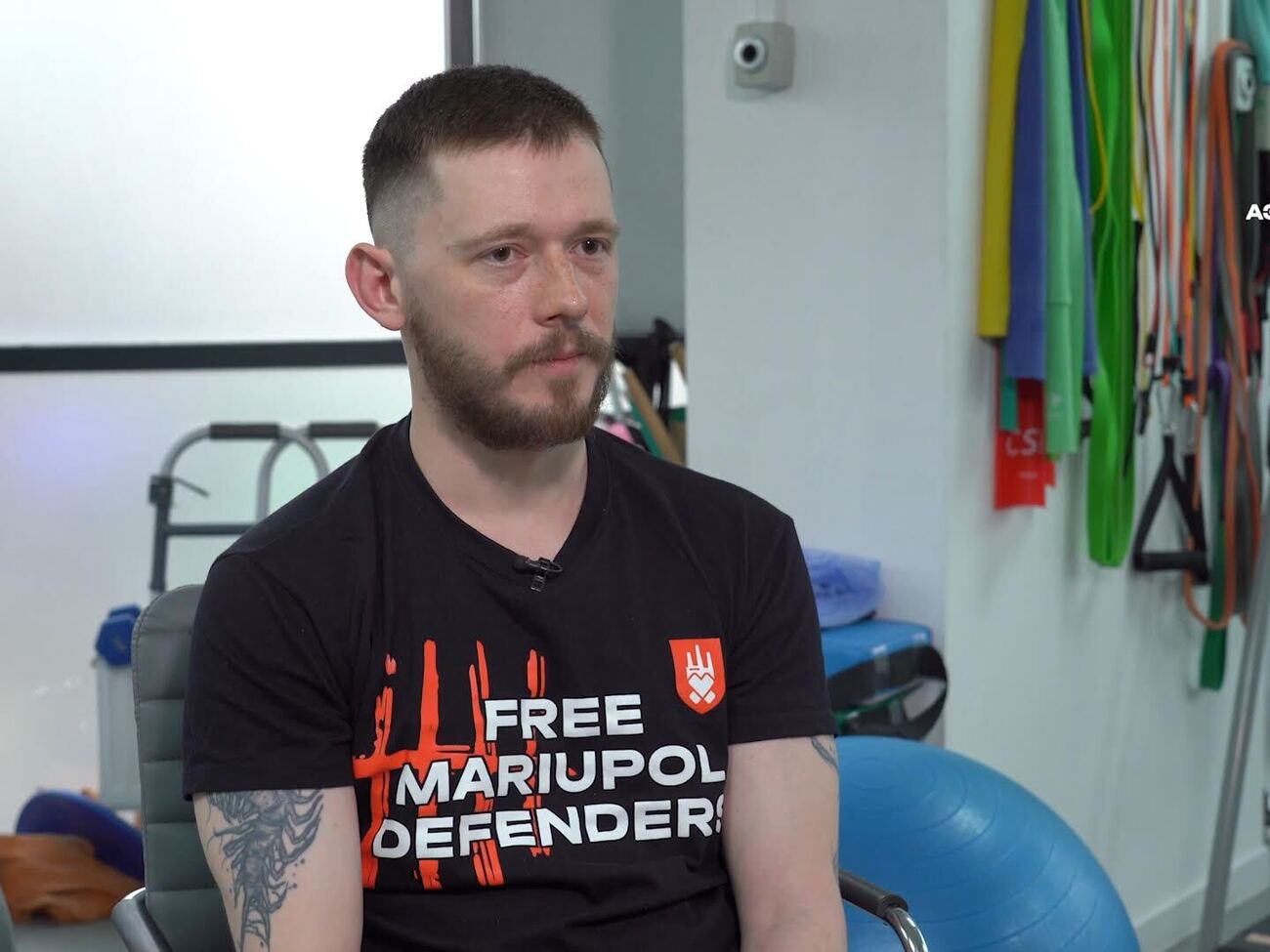 Захисник Маріуполя, якого звільнили з полону в жовтні 2025 року, бере участь у програмі "Здоров'я"