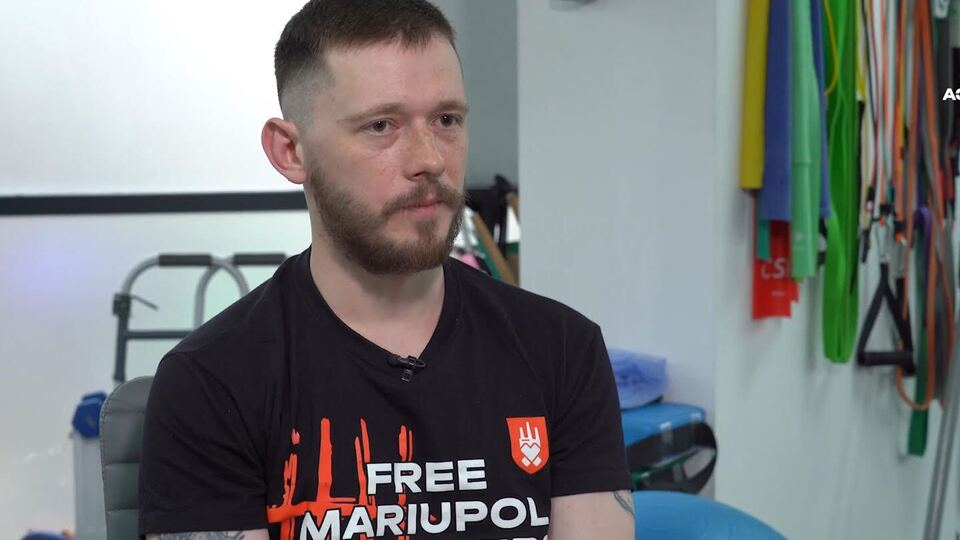 Защитник Мариуполя, освобожденный из плена в октябре 2025 года, принимает участие в программе "Здоровье"