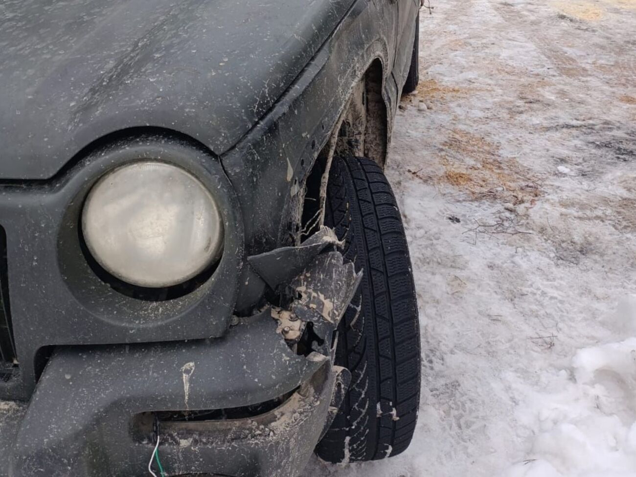 Водитель бросил сбитого пешехода на обочине, сообщили в ГБР