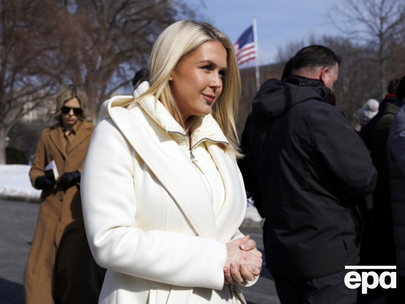 Ливитт назвала трехсторонние переговоры "историческими"