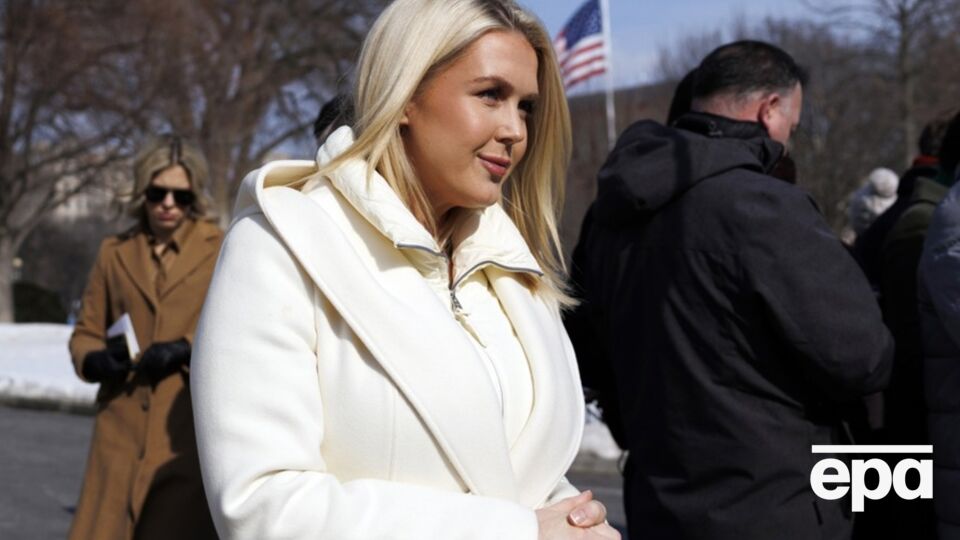 Ливитт назвала трехсторонние переговоры "историческими"