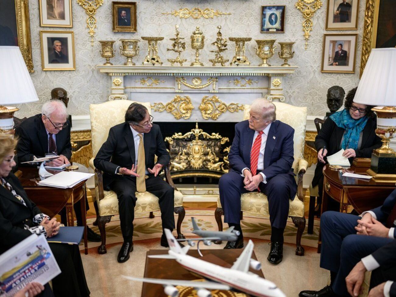 Трамп встретился с Петро