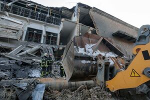 Шмыгаль назвал атаку на Дарницкую ТЭЦ военным преступлением России