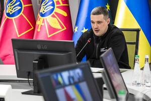Министр обороны призвал военных командиров организовать верификацию терминалов Starlink