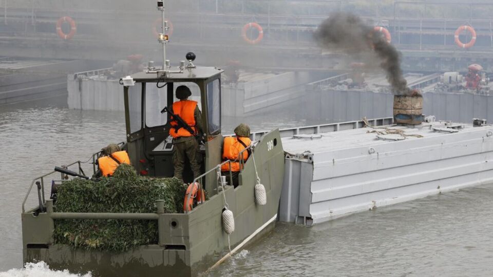 "Атеш": Россияне регулярно заходят в уже заминированные ими же воды Днепра и несут потери от собственного оружия
