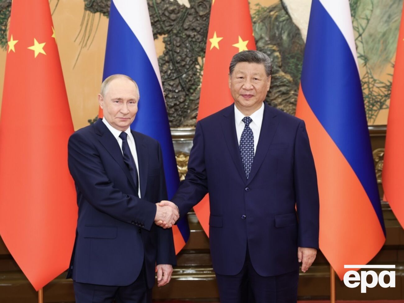 Политики обсуждали двустороннее сотрудничество