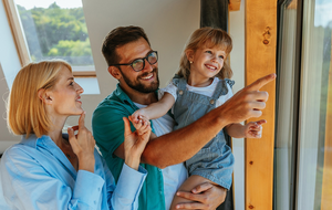 Во время вебинара родители и эксперты обсуждали, как упорядочить время и улучшить эмоциональное состояние семьи