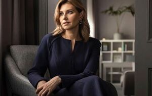 Зеленська останні роки з'являється на публіці у вбранні від Гасанової