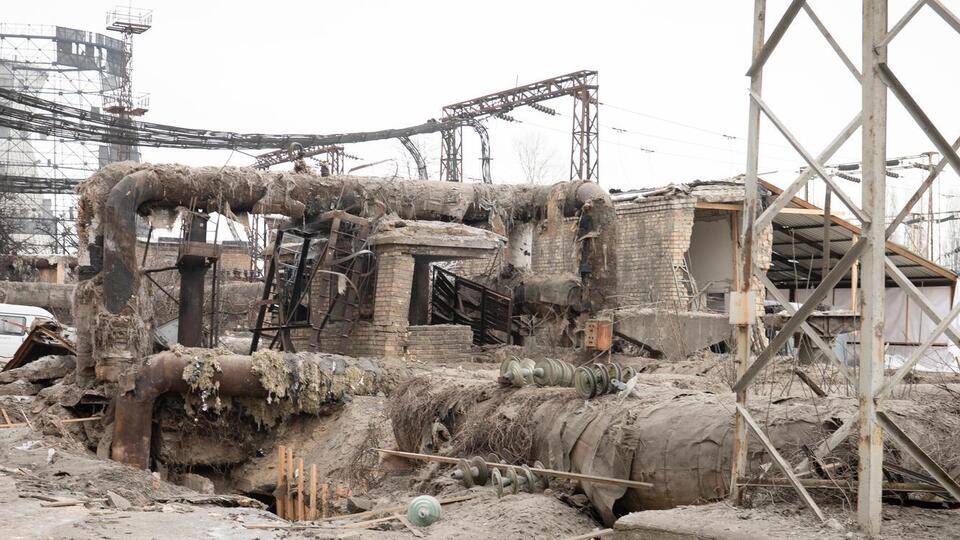 Из-за обстрелов РФ в Киеве перестала работать Дарницкая ТЭЦ