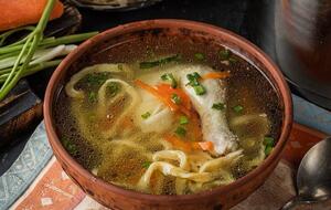 Поливку подають гарячою