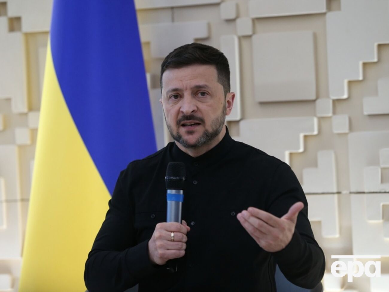 Зеленський нагадав, що відбуваються переговори щодо миру в Україні