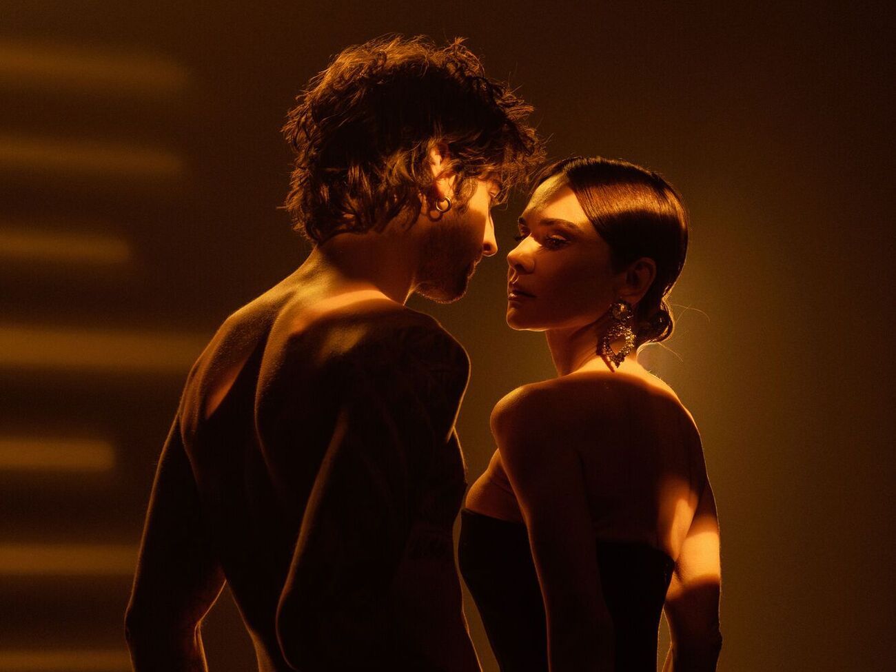 Партнеркою артиста у фільмі стала актриса Лавренюк