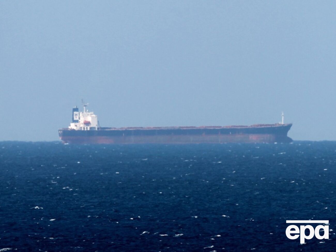 Команды танкеров отданы под суд, сообщили в КСИР